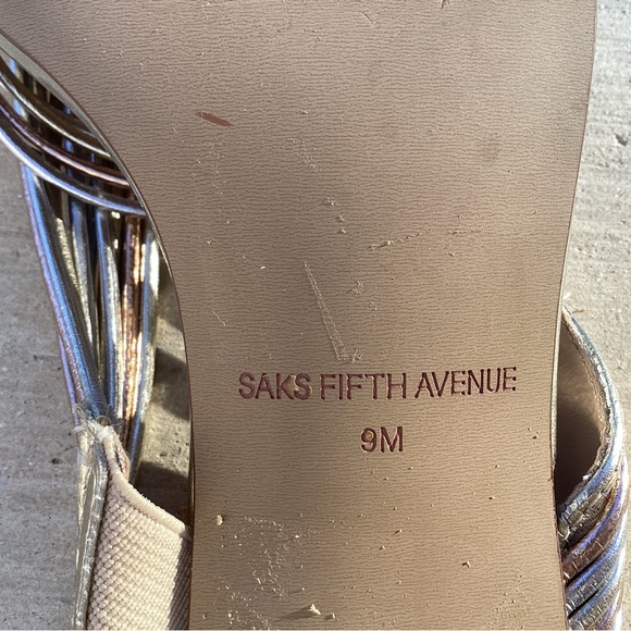 SAKS FIFTH AVENUE heels, size 9, women’s - Picture 8 of 9